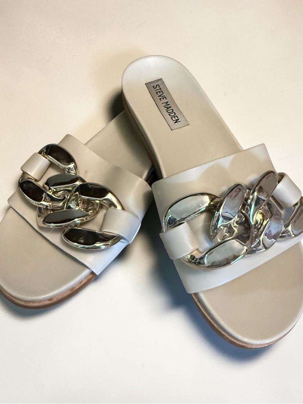 Steve Madden Cream Slide Sandals with Chunky Silver Chain